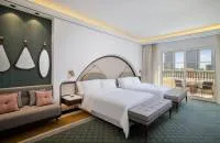 Westin Club Room Skyline View