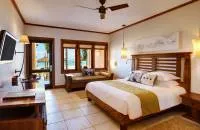 Deluxe Beach Front - Ground Floor