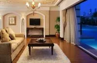 Four Bedroom Lagoon Royal Villa