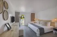 Deluxe Sea-Facing