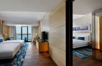 Palm Deluxe Family Room