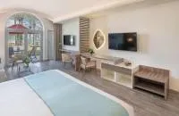 Premium Garden Terrace Junior Suite