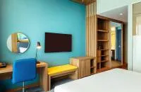 Aloft Room