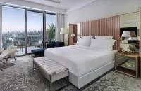 Signature King Room Burj View