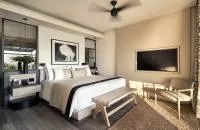 LUX* Family Suite