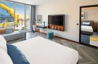 King Directors Room With Yas Theme Parks Access