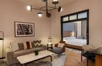 Grand Deluxe Suite