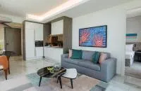 One Bedroom Suite Palm Sea View
