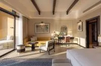 Magnifique One Bedroom Suite Garden View