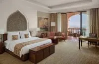 Deluxe Room Pearl View