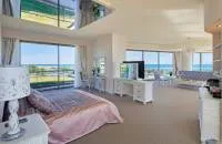 Royal Deluxe Suite