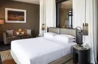 1 King / 2 Twin Beds With Balcony