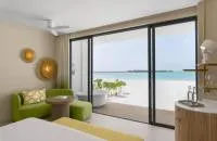 Mirage Beachfront Room with Jacuzzi