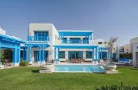 4 Bedroom Beach Villa with Private Pool 