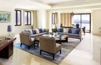 Signature Jacuzzi Suite Panoramic Palm Sea View