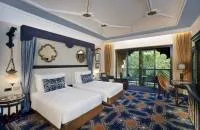 Arabian Club Room
