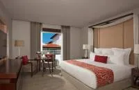 Preferred Club Suite