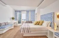 SUITE DELUXE SEA VIEW