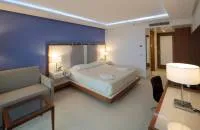 Double Standard Room (LateralSeaView)