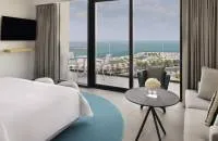 Premium Beach And Pool Room