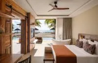 Executive Suite Ocean Front
