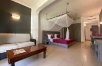  Mini Suite