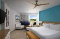 Deluxe Corner with ocean view